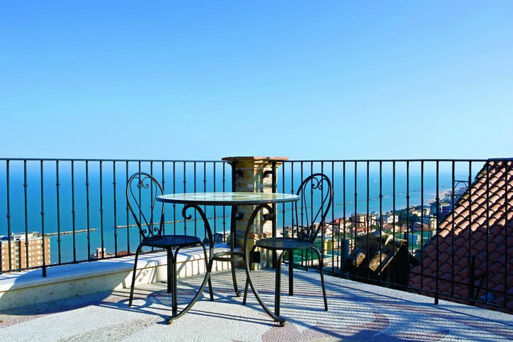 B&B La Torretta Sul Borgo Grottammare Eksteriør bilde