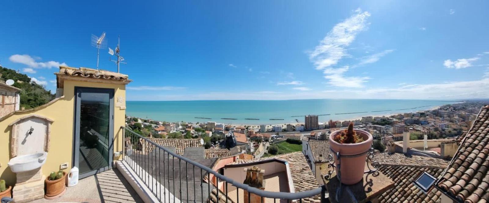 B&B La Torretta Sul Borgo Grottammare Eksteriør bilde
